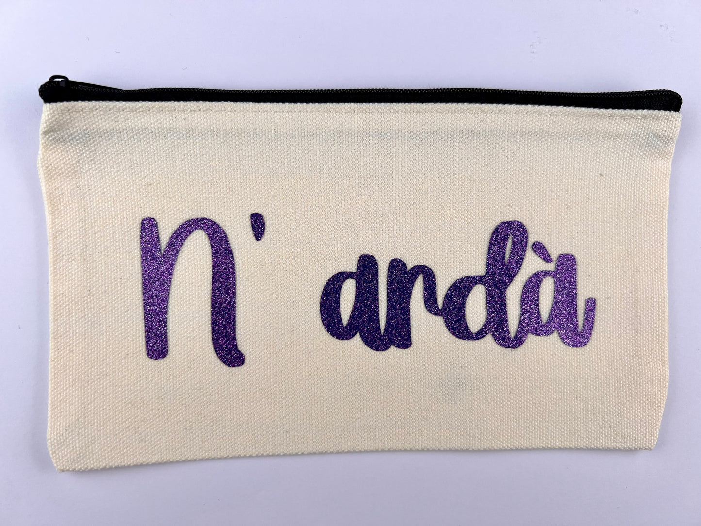 Pochette “N’ Ardà” scritta glitter viola