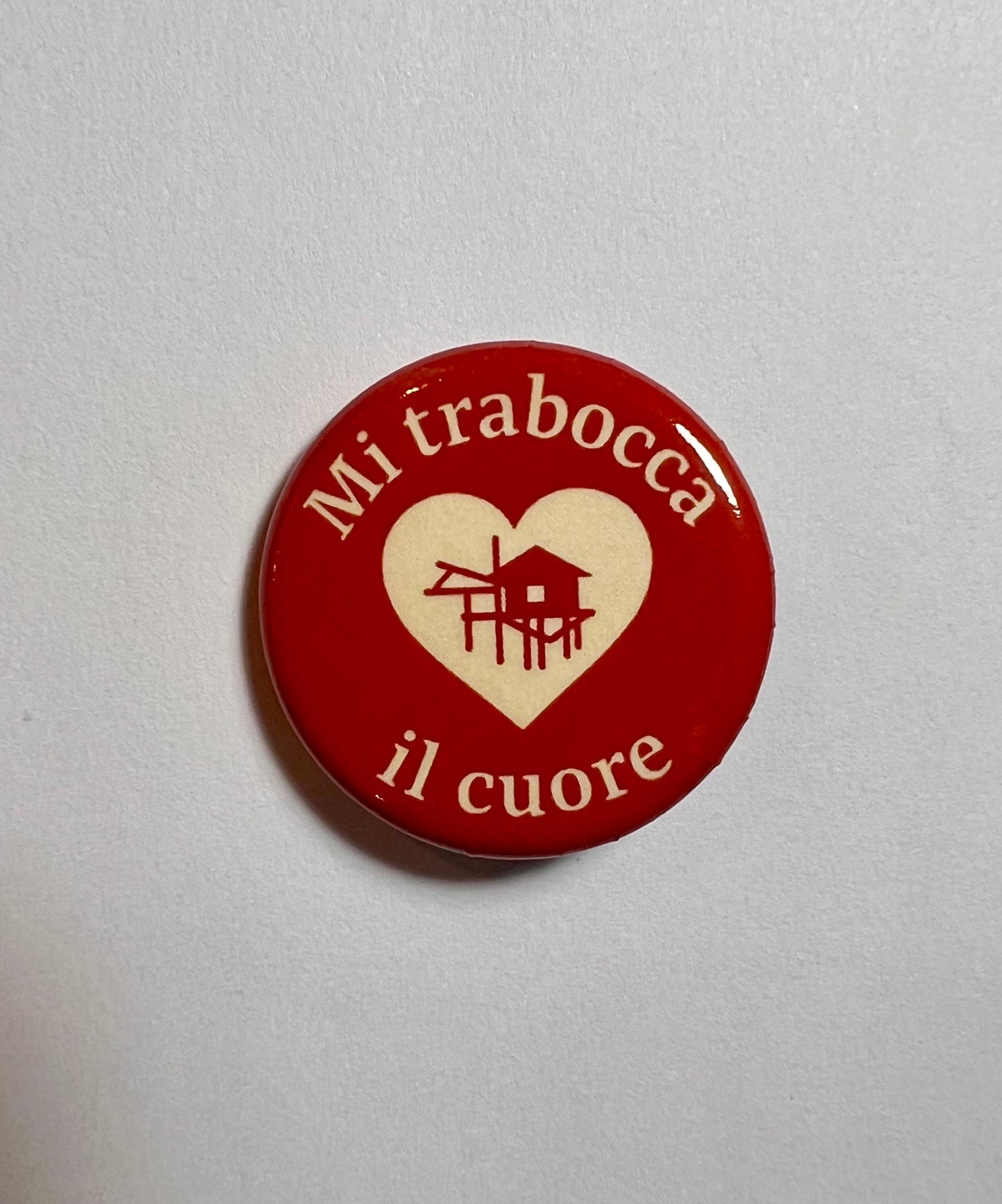 Spilla “Mi trabocca il cuore”