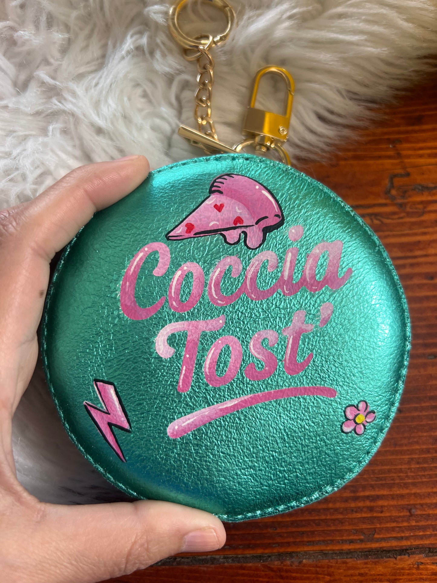 Charm/portamonete in pelle dipinto a mano “Coccia Tost’”