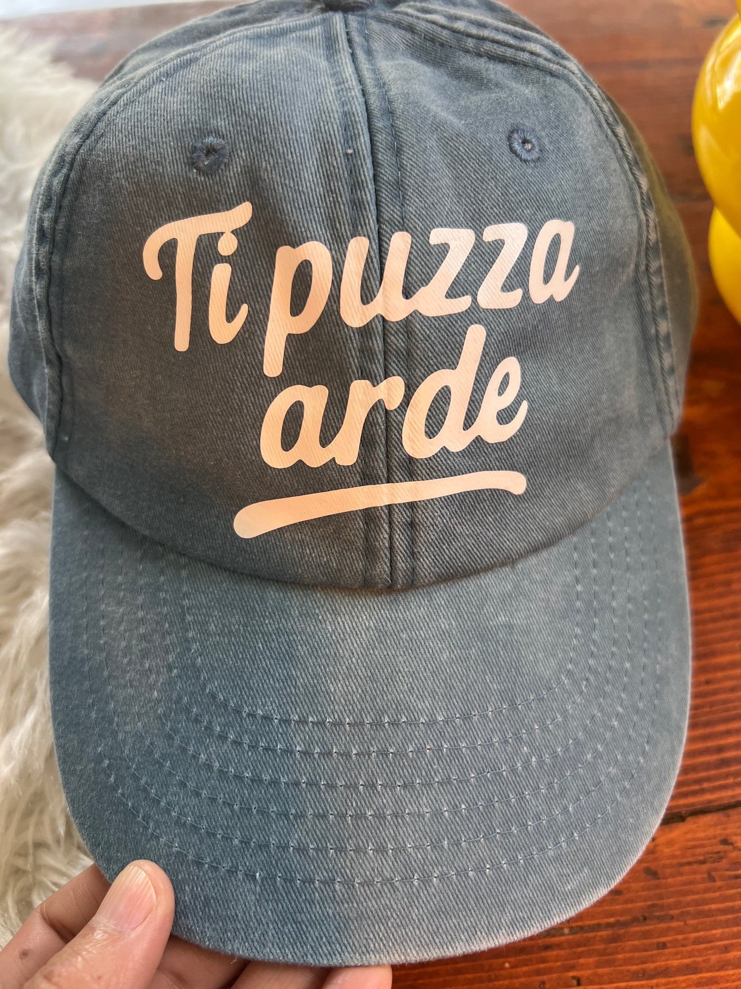 Cappello vintage “Ti puzza arde” + colori