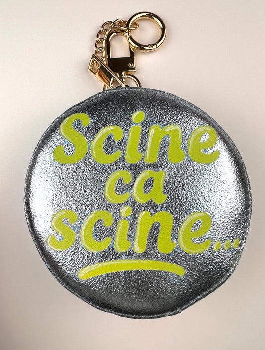 Charm in pelle “Scine ca scine”
