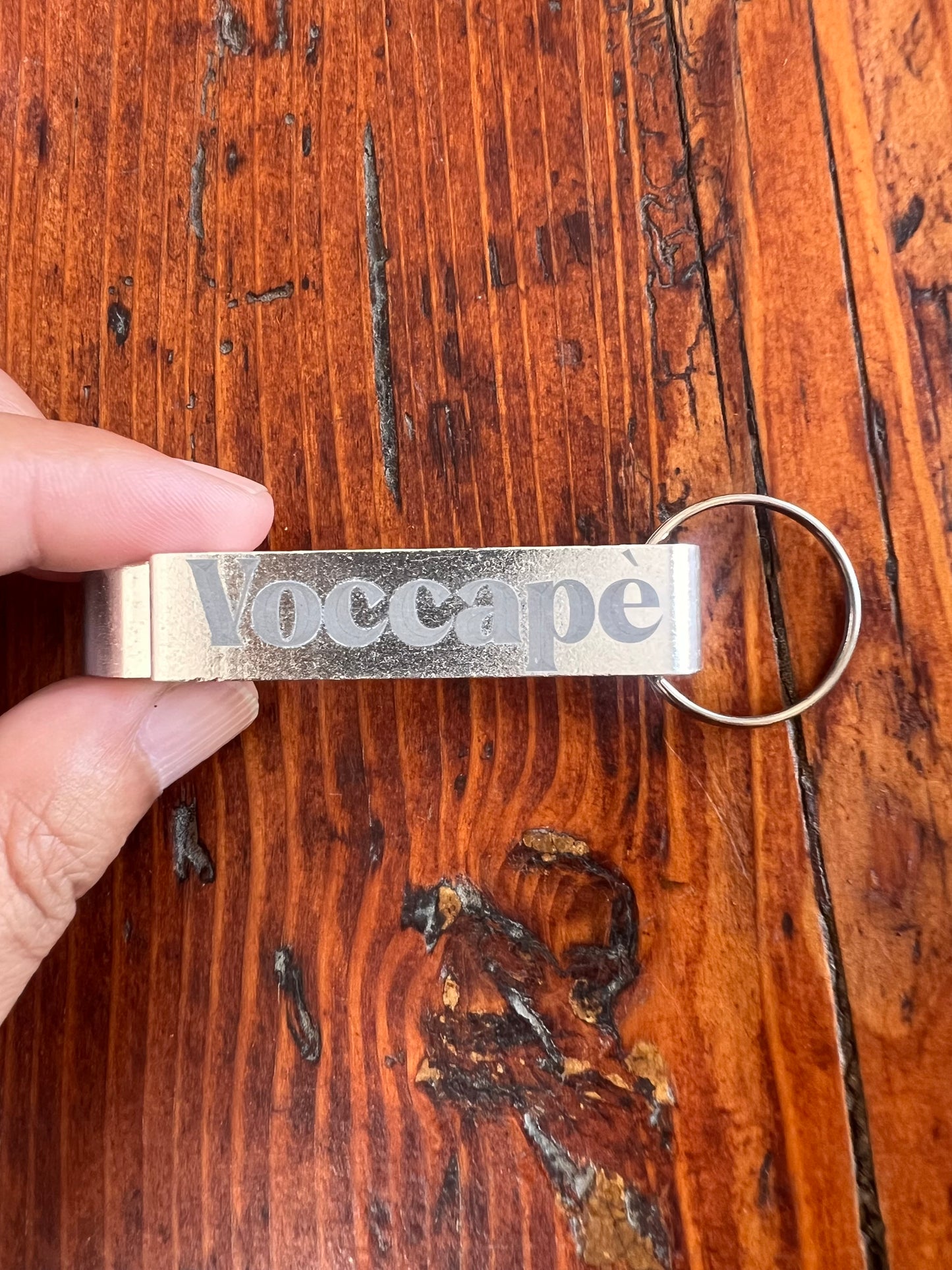 Portachiavi/Apribottiglia inciso “Voccapè”