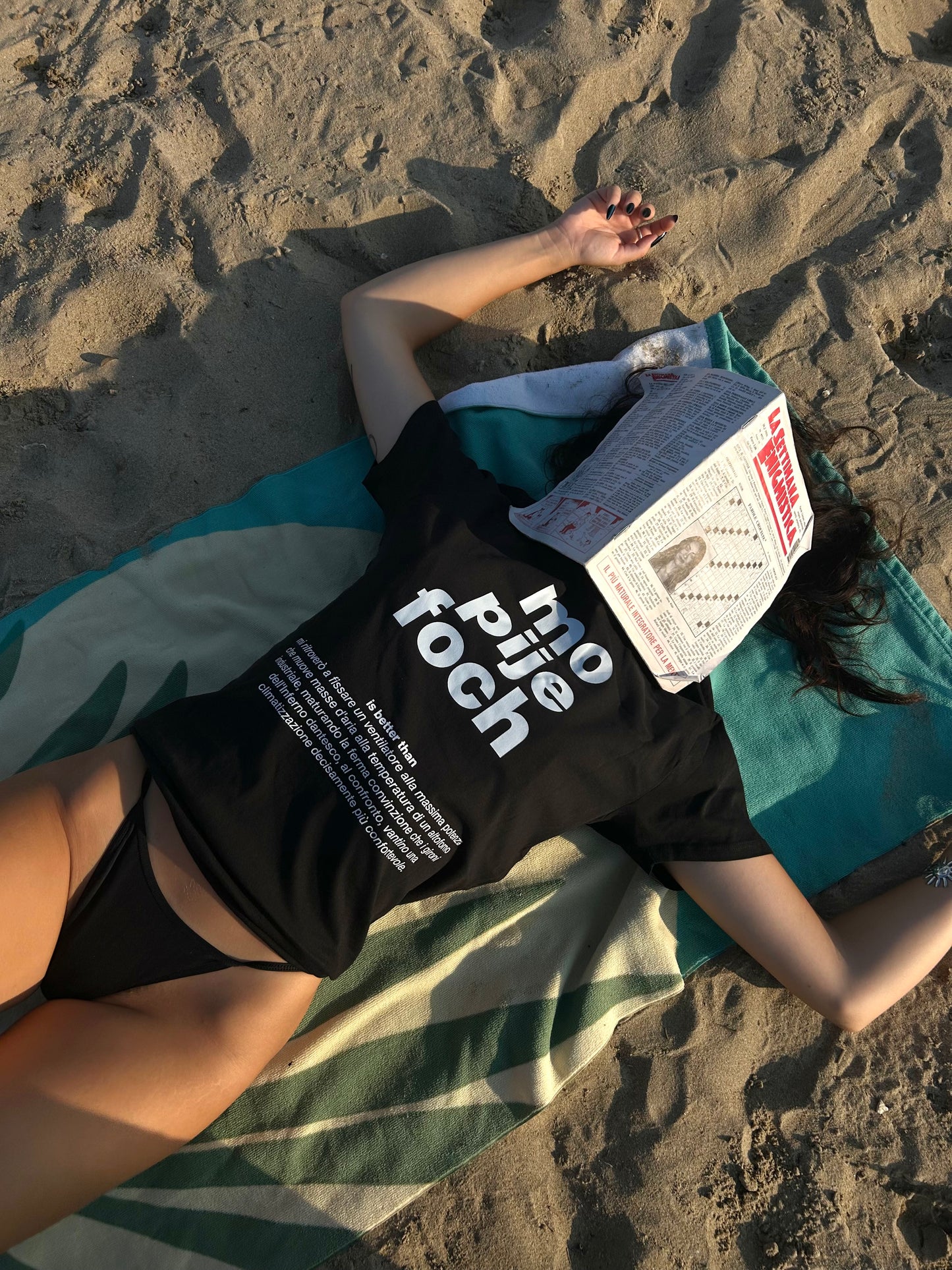 T-shirt “Mo pije foch” ABRUZZÈ × ÈSSO.QUÌSSU